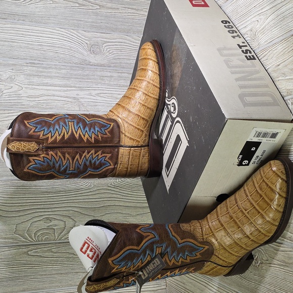 Dingo Trail Boss Brown and Tan Leather Western Cowboy Boots Mens Size 9D NWT